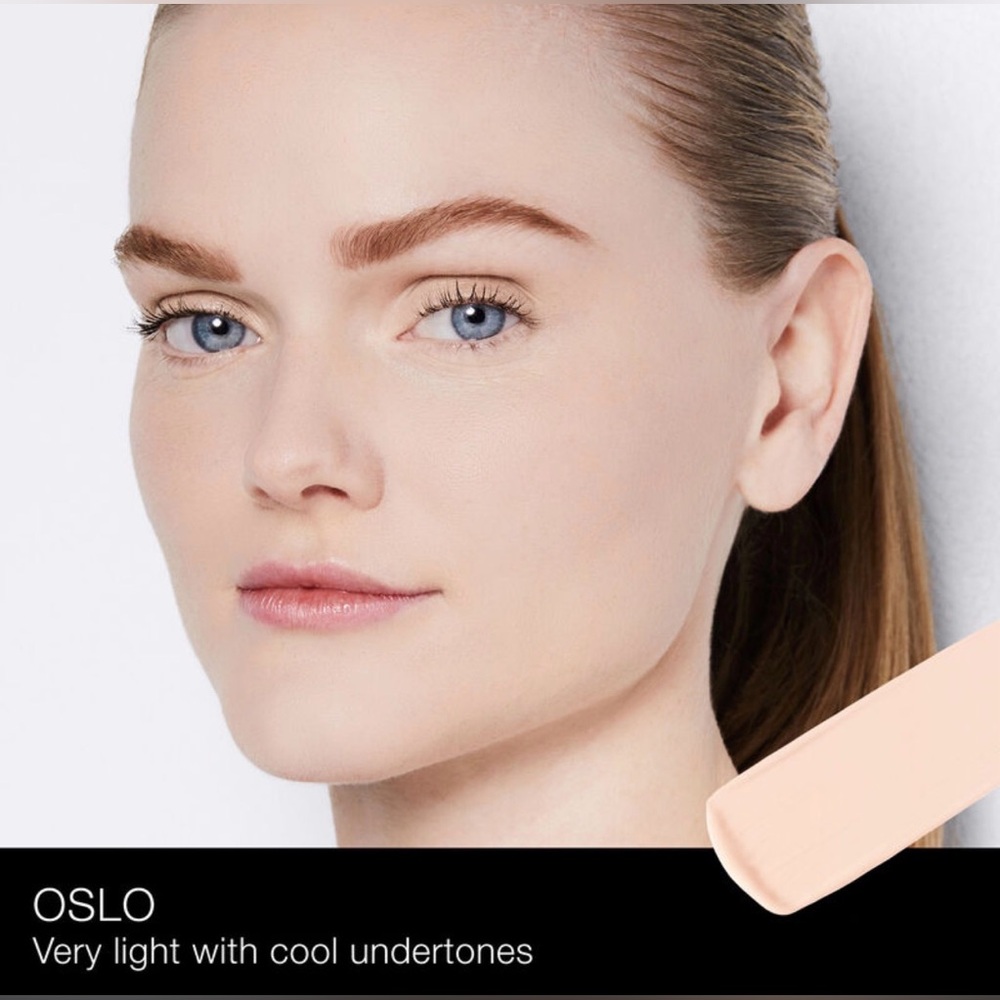NARS Soft Matte Complete Foundation - Picture 2 of 7